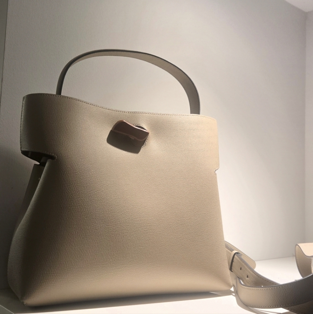Elegant Cream Structured Tote Handbag